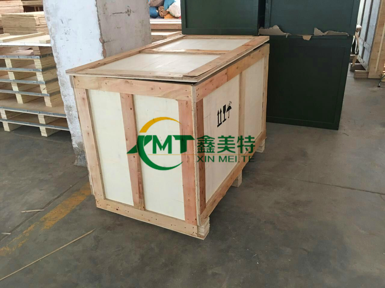 <a href=http://www.xhdianjin.com target=_blank class=infotextkey>ľb</a>